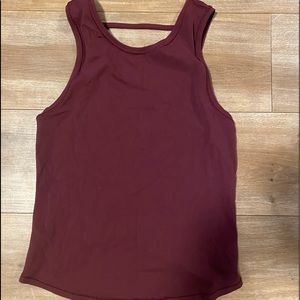 Lululemon top